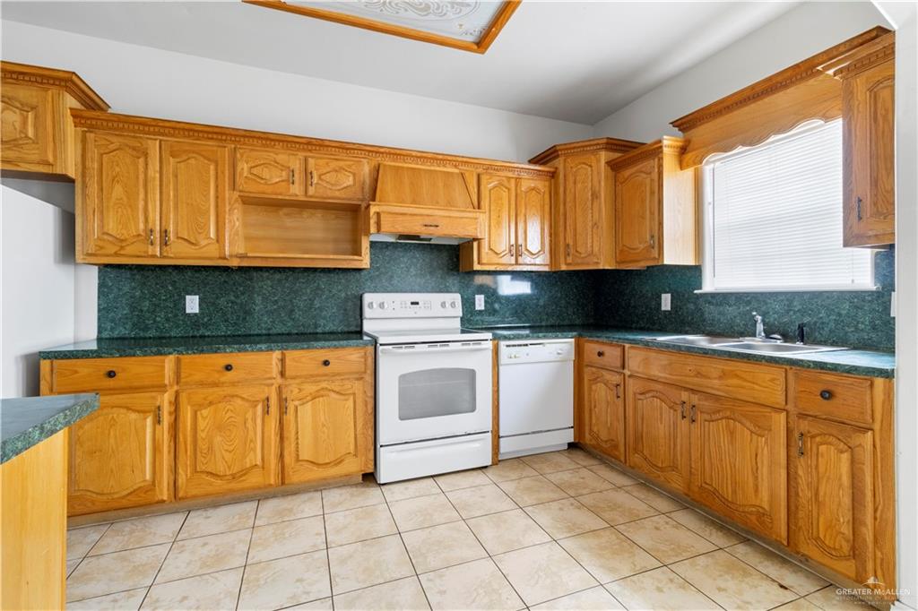 1007 Sumpter Court, Pharr, Texas image 8