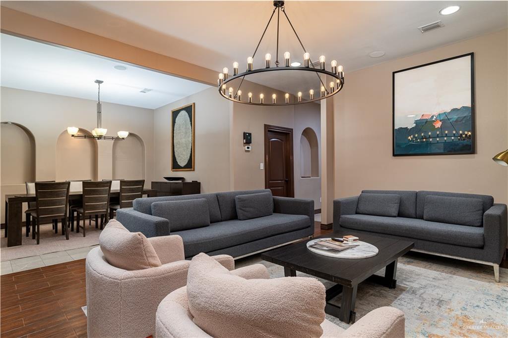 3105 S Casa Linda Street, McAllen, Texas image 3