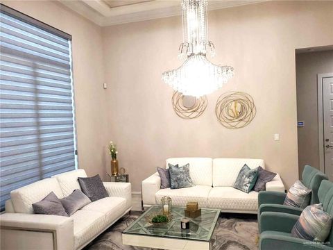 Homes For Sale - 213 N 16th Street<br/> Hidalgo, TX 78557