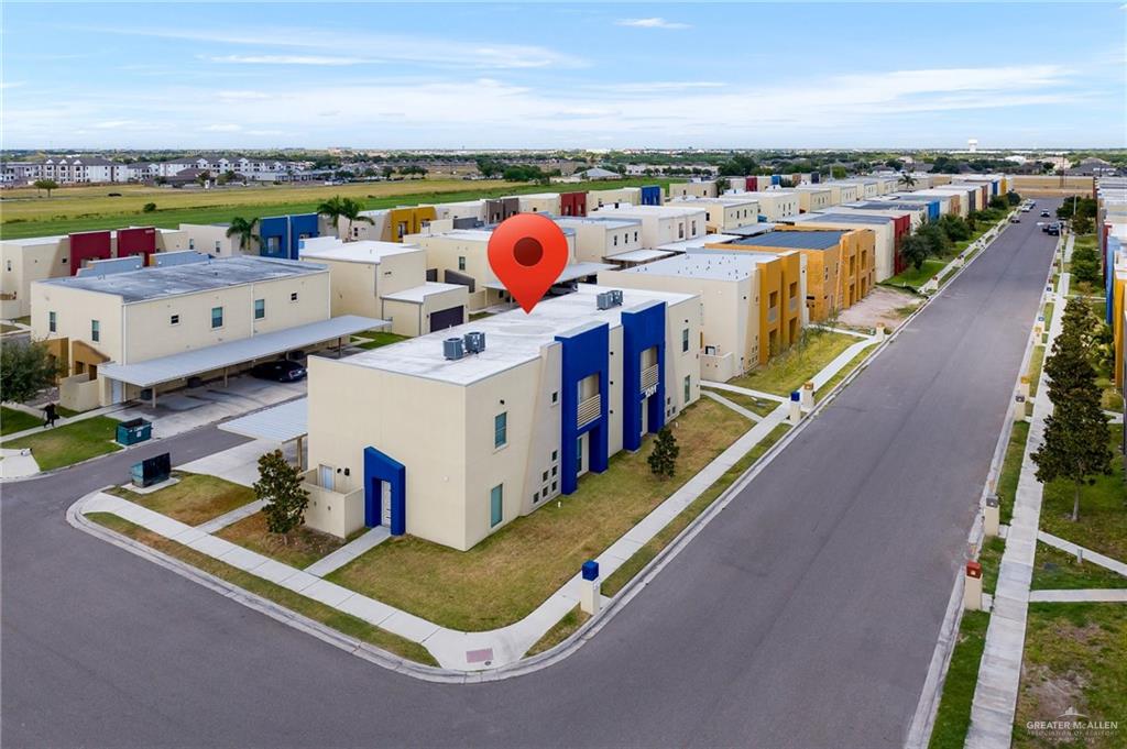 1201 E Camellia Avenue