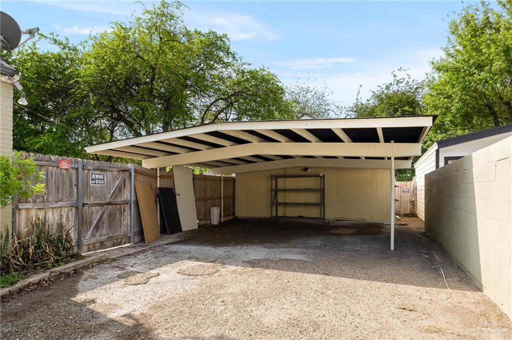 1021 Laurel Avenue, McAllen, Texas image 21