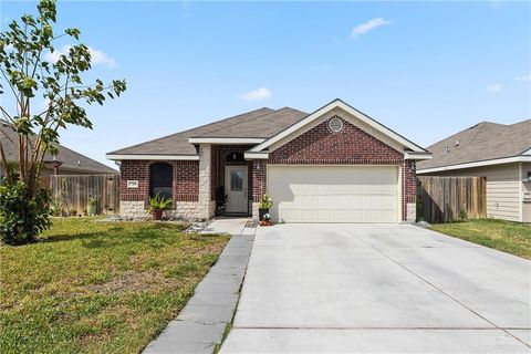 Homes For Sale - 7709 N 40th Street<br/> McAllen, TX 78504