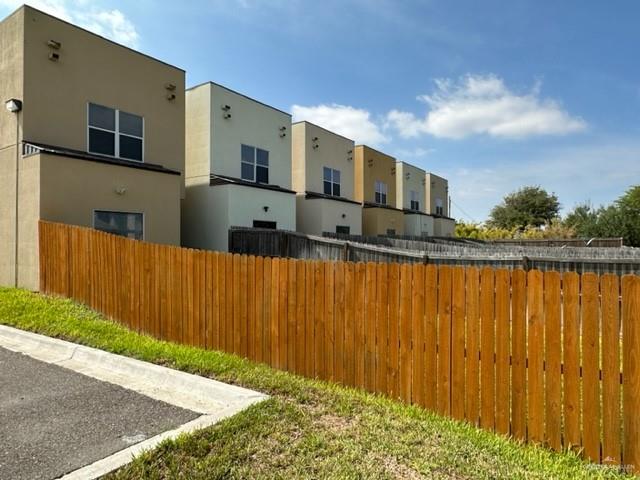 3900 W Daffodil Avenue