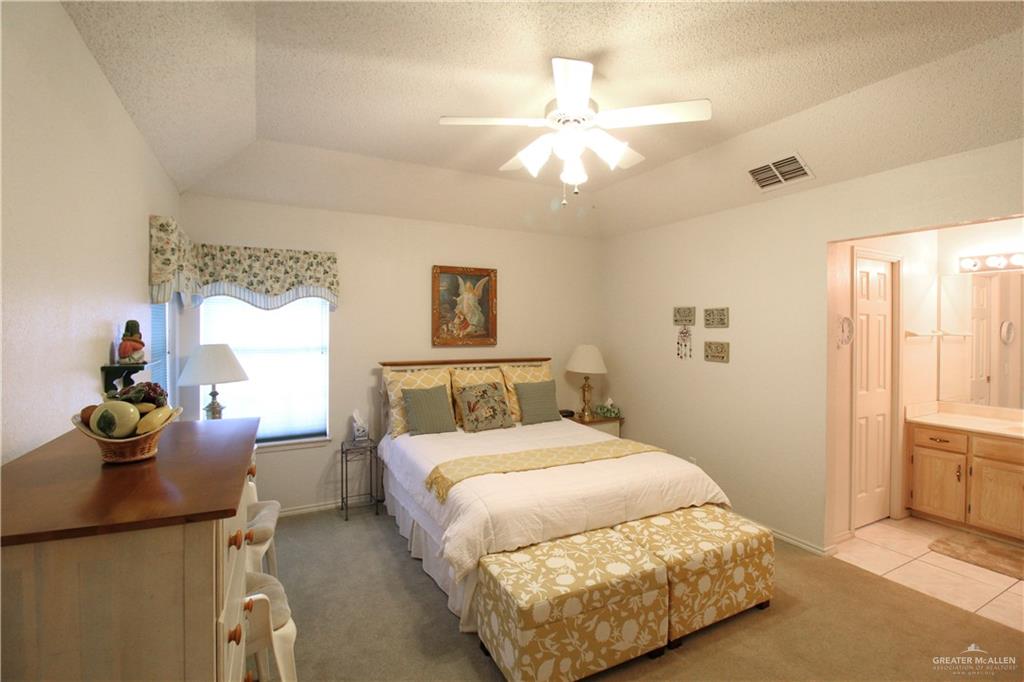 1622 Aries Street, Mission, Texas image 8