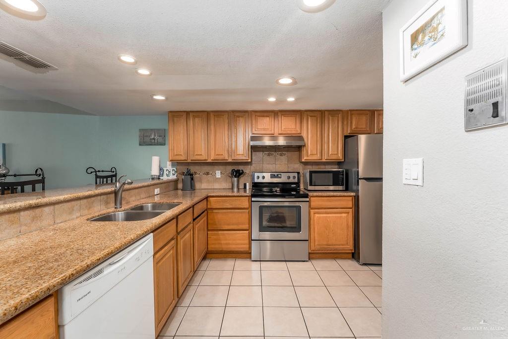 404 Padre Boulevard 1004