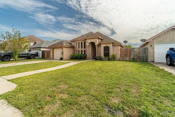 373 SILVER CRK, ALAMO, TX 78516 - Image aa0c407dc1dd9ec6a56c1facb7789c85/2263243705