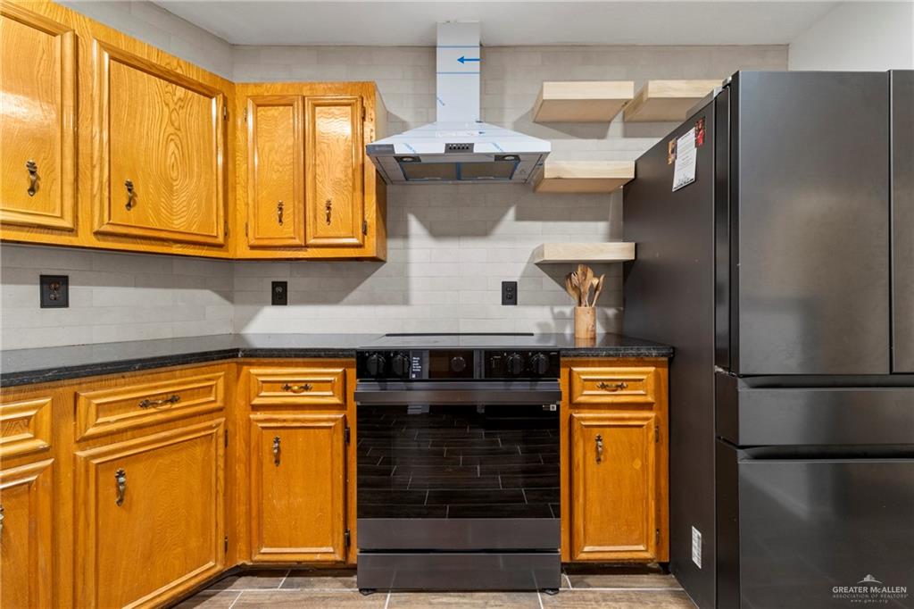 2212 N I Street, McAllen, Texas image 8
