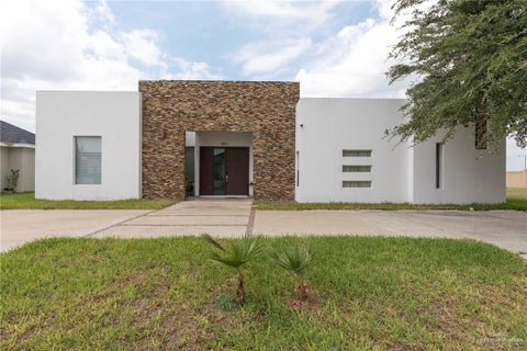 Homes For Sale - 805 Gable Drive<br/> Pharr, TX 78577