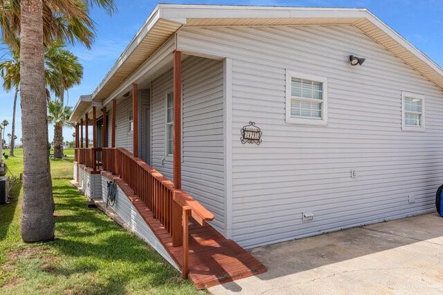 575 Sand Dollar Drive, Port Isabel, Texas image 1