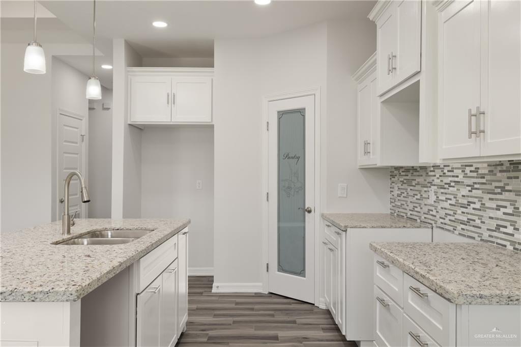 3705 S Peak Road, Edinburg, Texas image 3