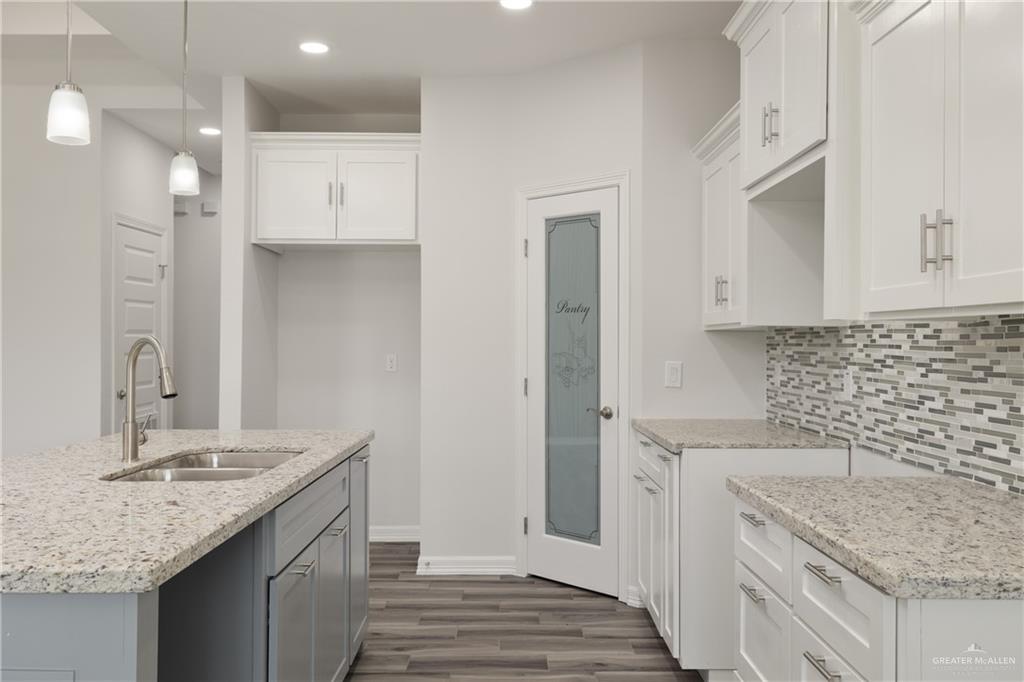 3705 S Peak Road, Edinburg, Texas image 7