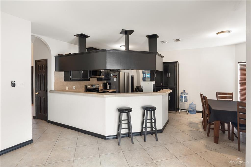 2401 Wisteria Avenue, McAllen, Texas image 6
