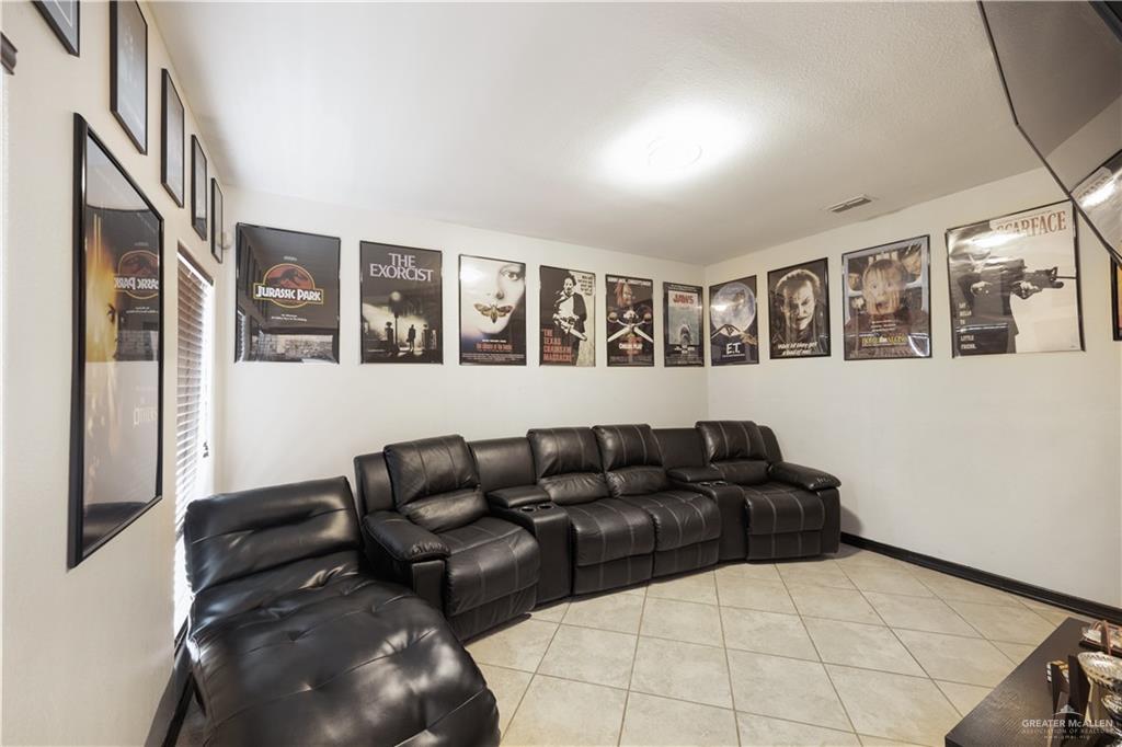 2401 Wisteria Avenue, McAllen, Texas image 5