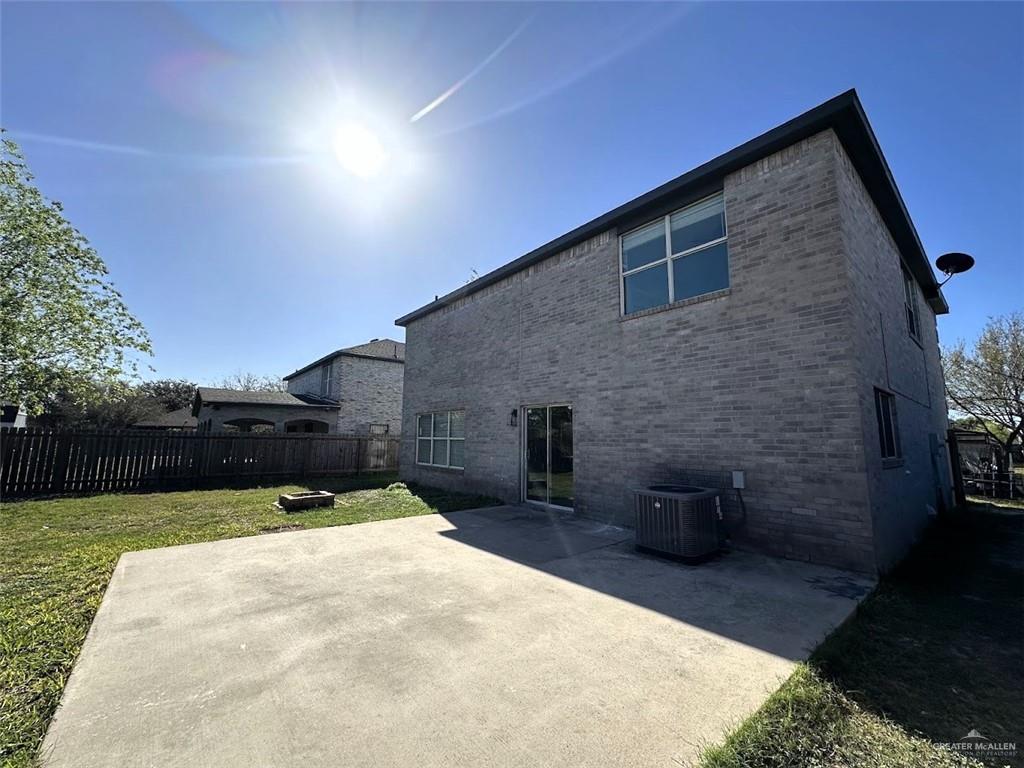 2002 W 40th Street, Mission, Texas image 11