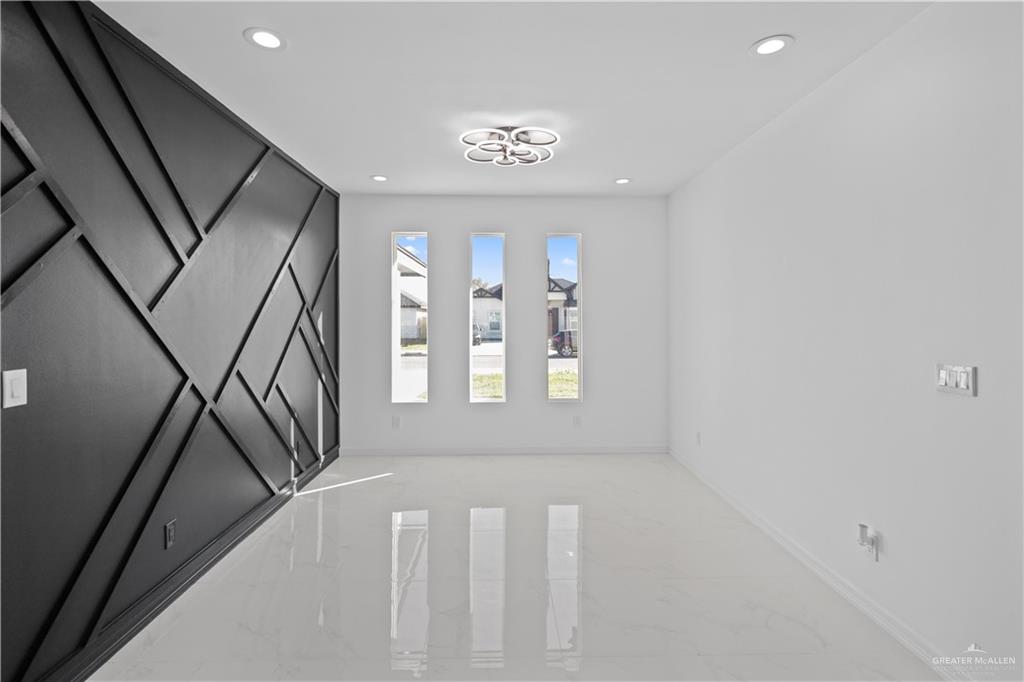 132 E Irvine Avenue, Alamo, Texas image 3