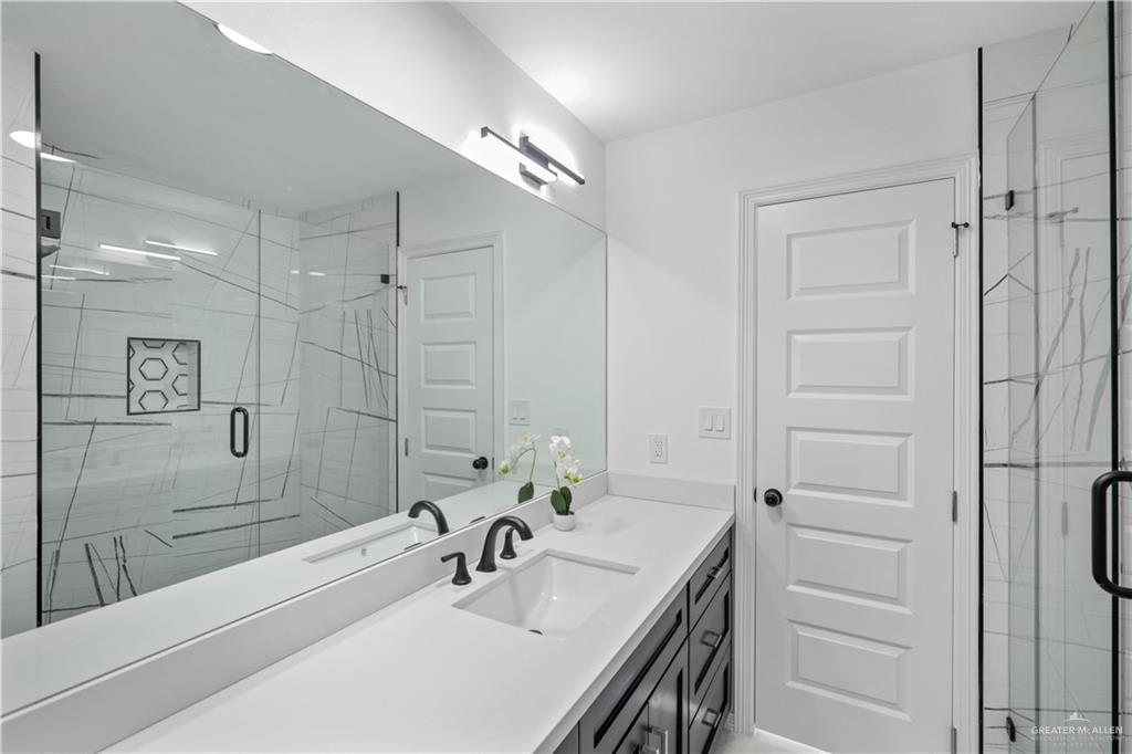 132 E Irvine Avenue, Alamo, Texas image 10