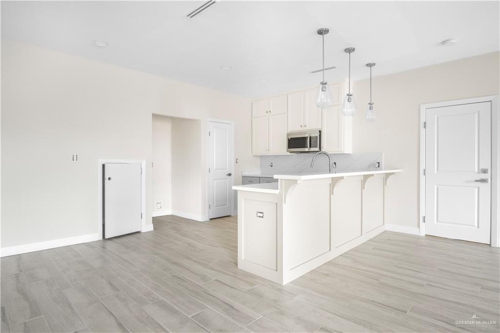 2609 E Solar Drive, Mission, Texas image 4
