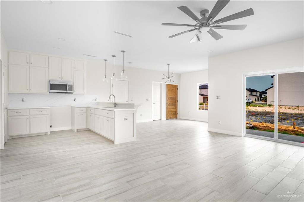 2609 E Solar Drive, Mission, Texas image 8