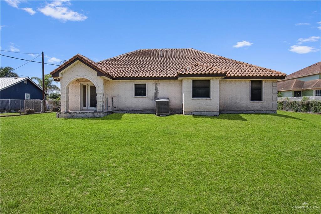 5518 Lakota Drive, Edinburg, Texas image 16
