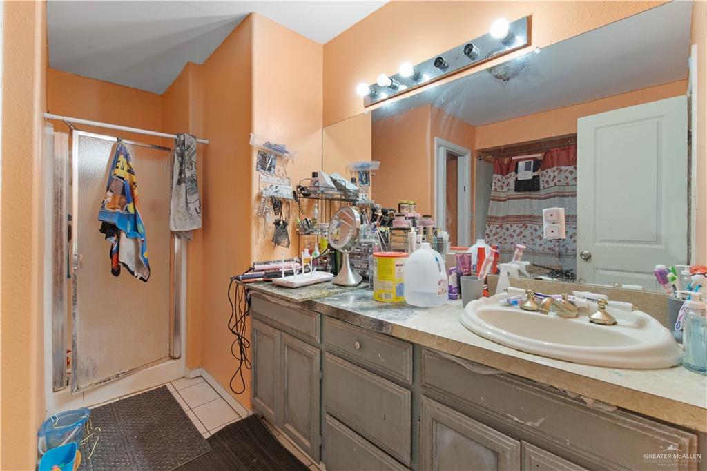 5518 Lakota Drive, Edinburg, Texas image 13