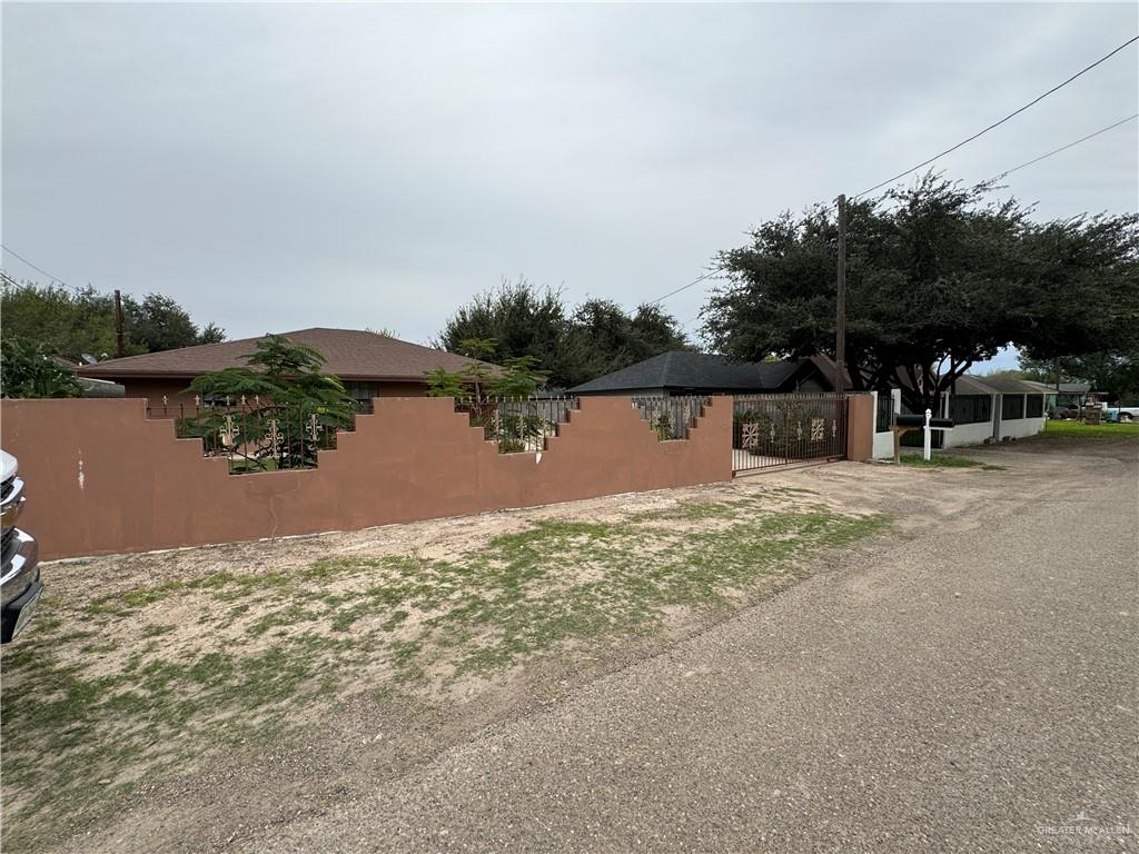 87 Sanchez Drive, Rio Grande City, Texas image 5