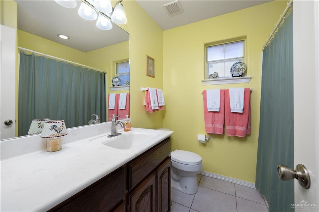 8906 N 36th Lane, McAllen, Texas image 10