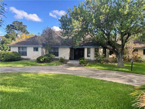 Homes For Sale - 608 E Jackson Avenue<br/> McAllen, TX 78501