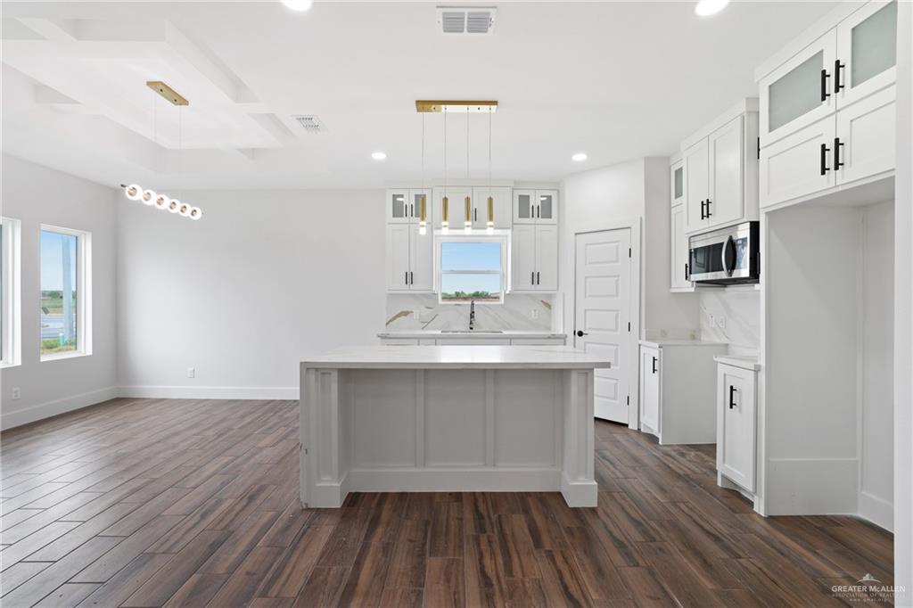 1302 S 9th Street, Alamo, Texas image 4