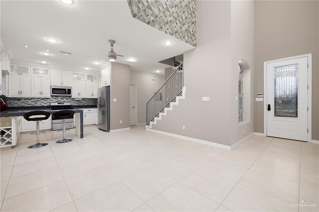 2316 Corales Street, Mission, Texas image 2