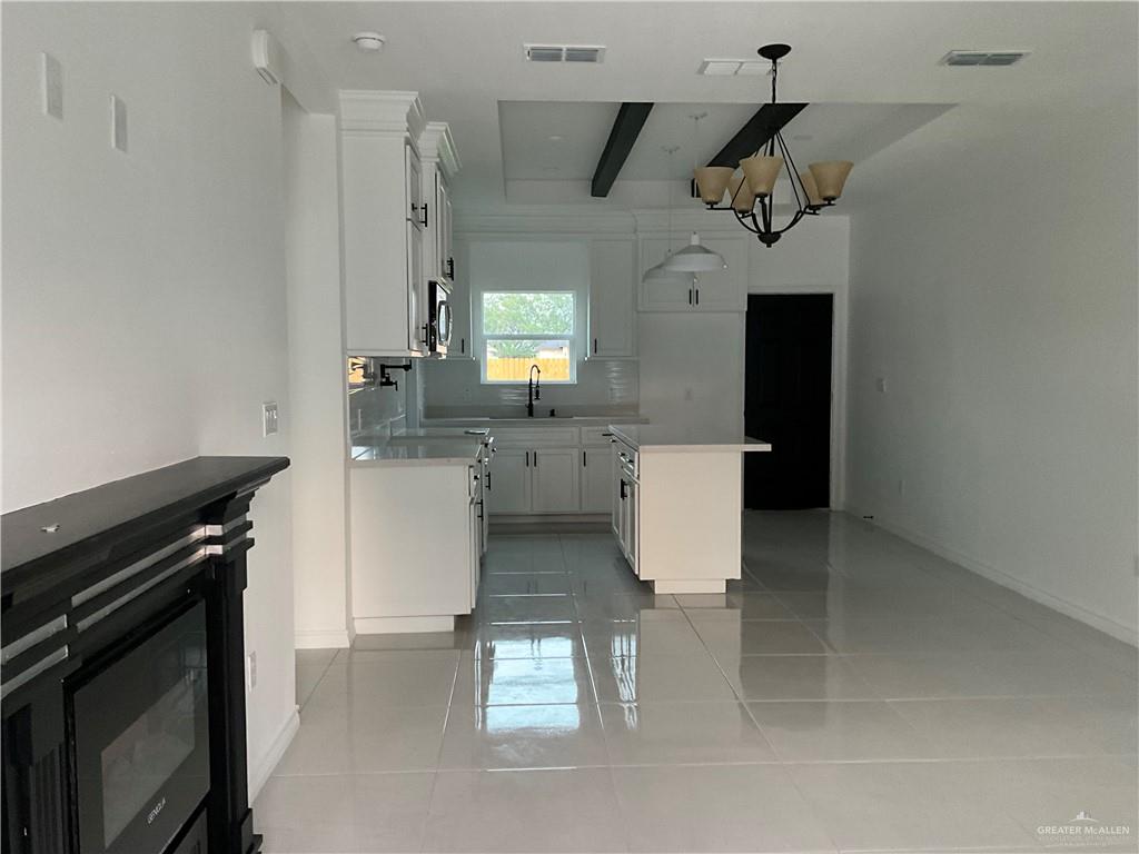 2819 Erasmo Drive, Weslaco, Texas image 11