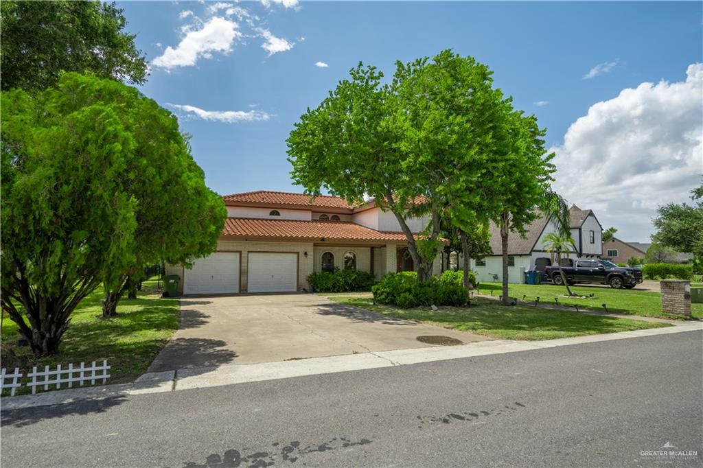 613 Escandon Avenue, Rancho Viejo, Texas image 3