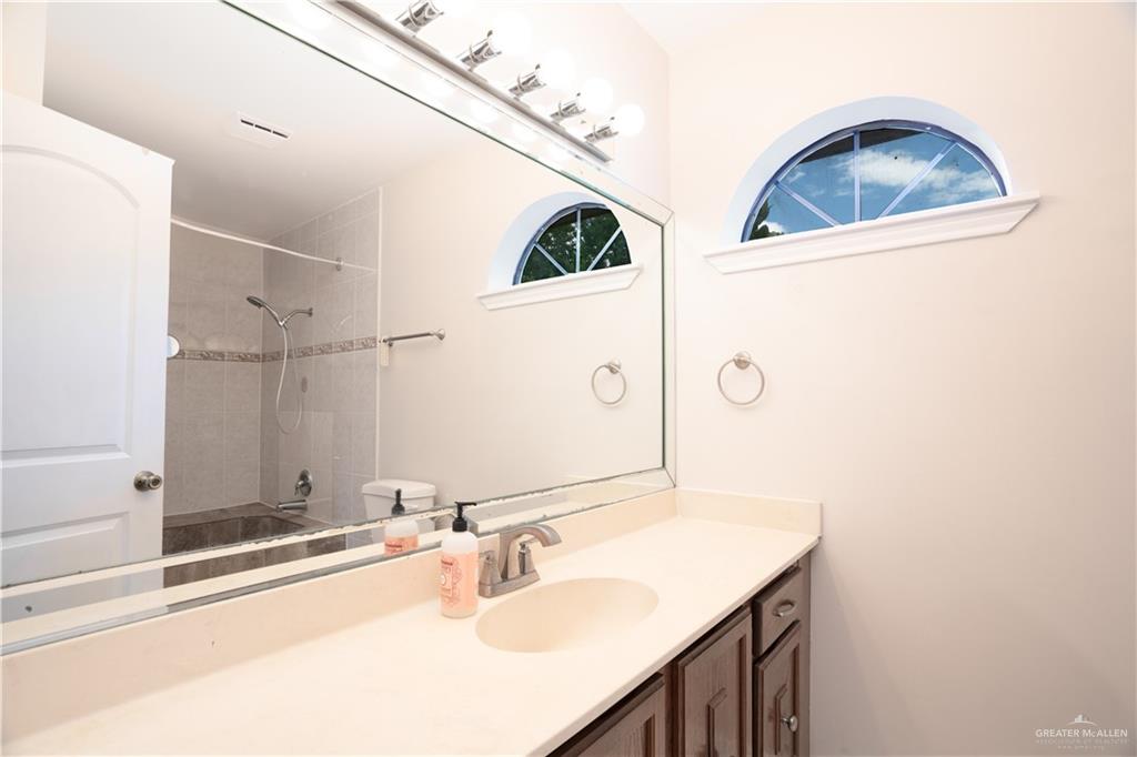 613 Escandon Avenue, Rancho Viejo, Texas image 18