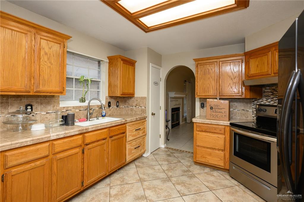 1905 N 8th Street, Harlingen, Texas image 6