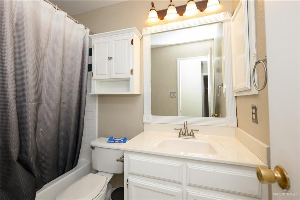 1905 N 8th Street, Harlingen, Texas image 17