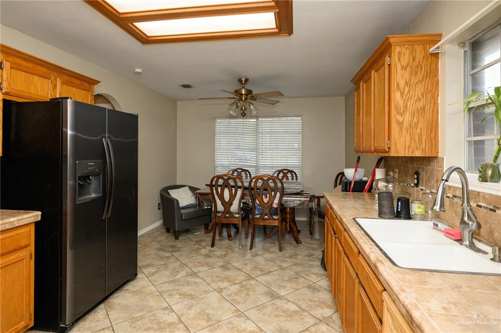 1905 N 8th Street, Harlingen, Texas image 7