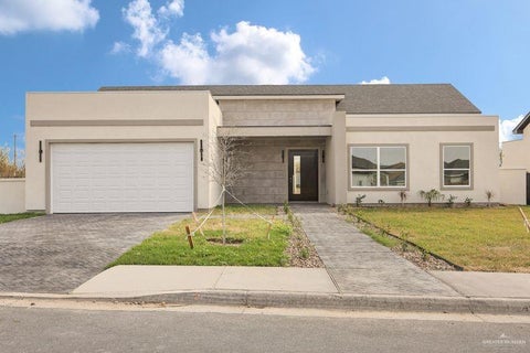 Apartment For Sale - 2305 Trinity Avenue<br/> McAllen, TX 78504
