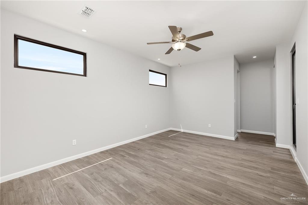 6710 N 11th Lane, McAllen, Texas image 12