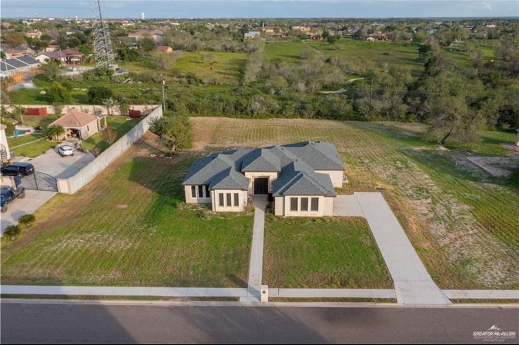 401 Loma Blanca Road, La Joya, Texas image 1