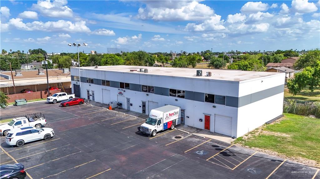 500 E Hackberry Avenue