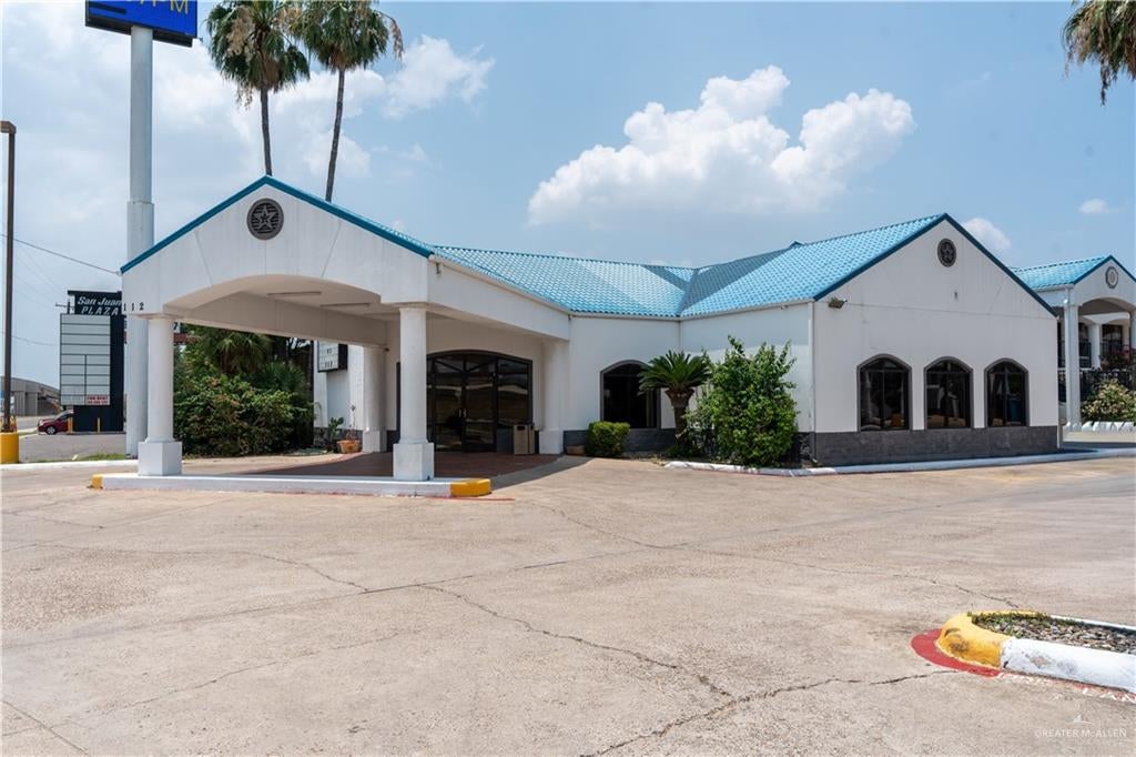112 W US Highway 83