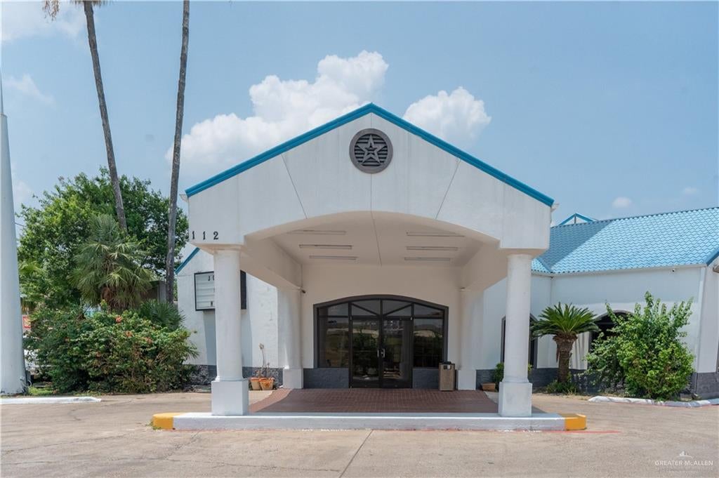 112 W US Highway 83
