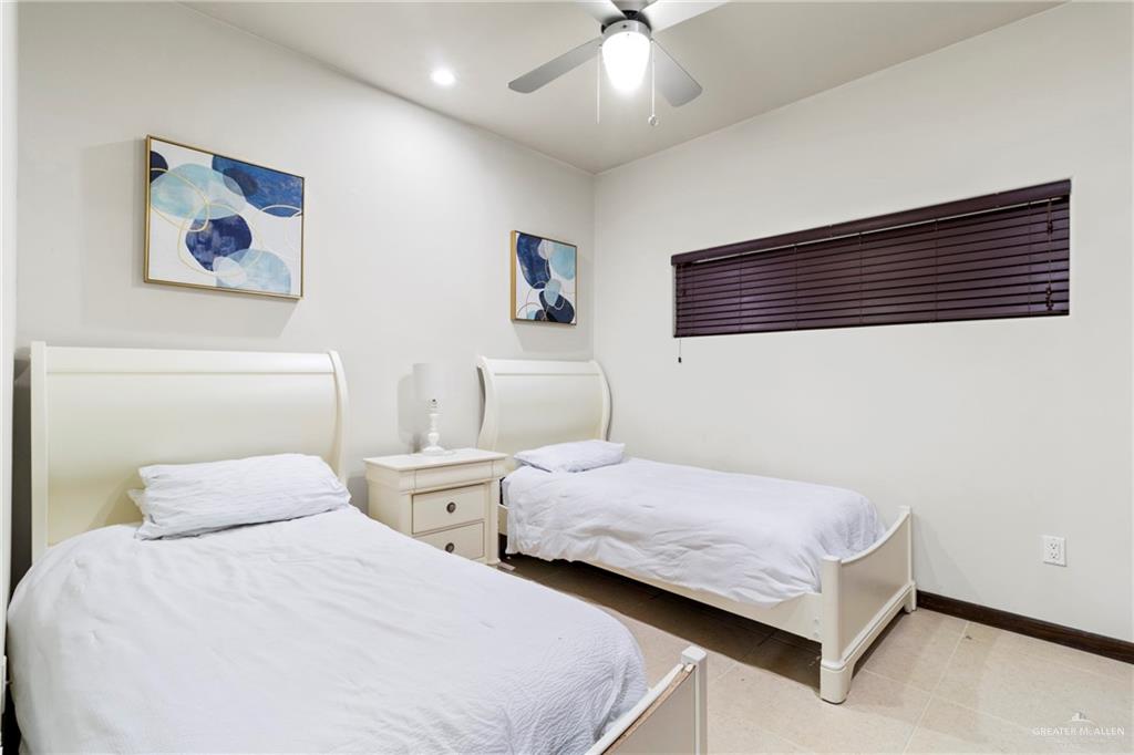 813 Travis Street #214, Mission, Texas image 16