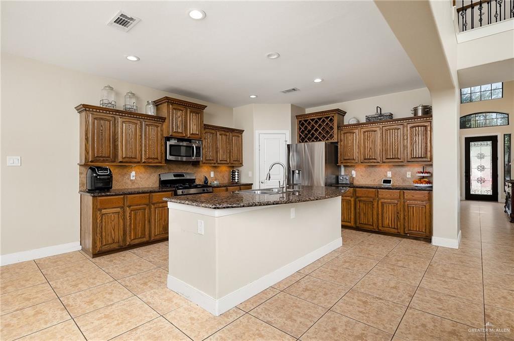 3603 Santa Erica St, Mission, Texas image 7