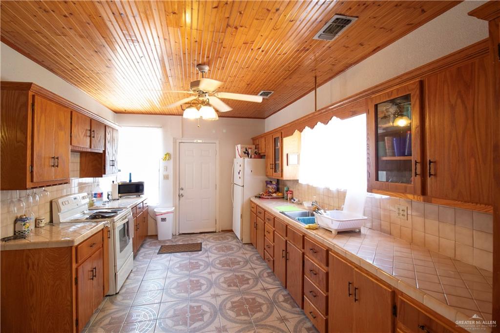 11009 Monte Cristo Road, Edcouch, Texas image 15