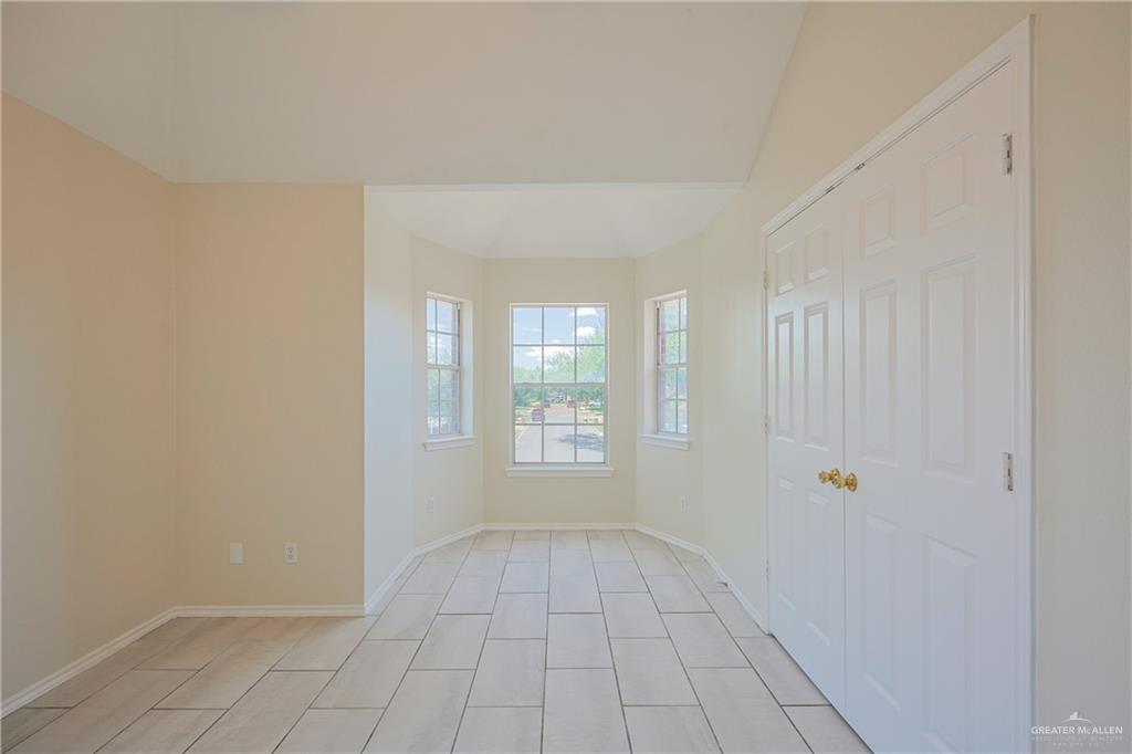 4612 Laurel Avenue, McAllen, Texas image 27