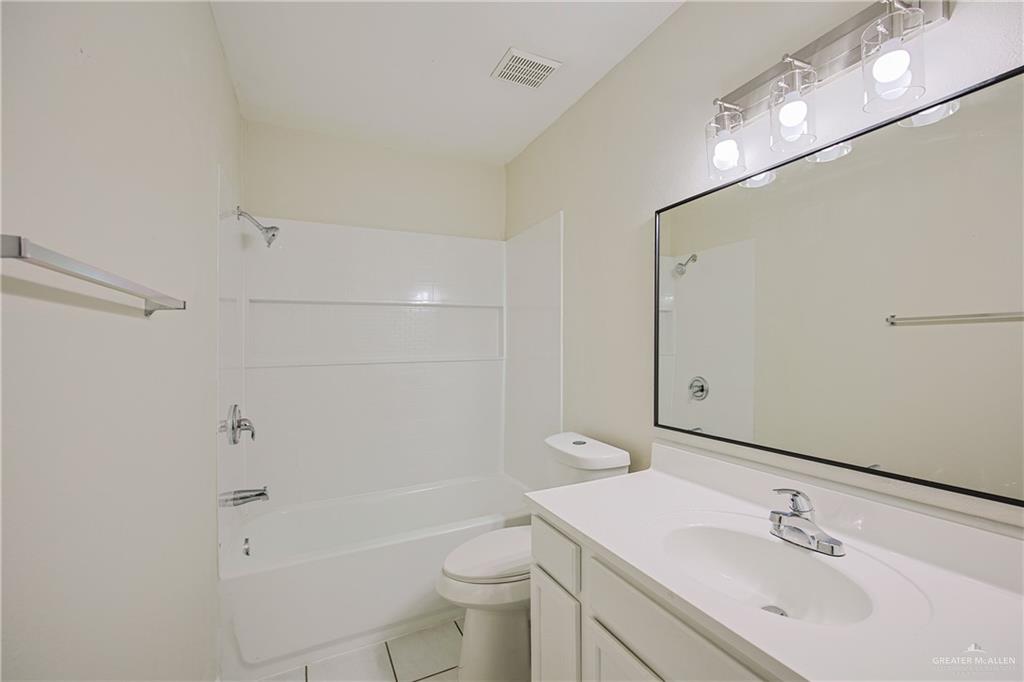 4612 Laurel Avenue, McAllen, Texas image 26
