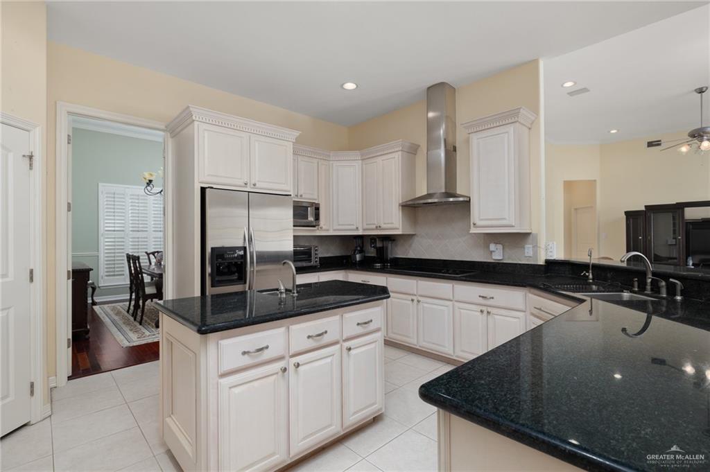2804 Santa Laura St, Mission, Texas image 6