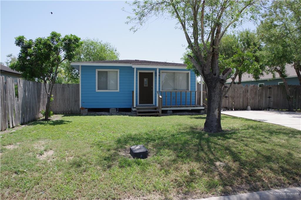 110 James Drive, Mercedes, Texas image 1