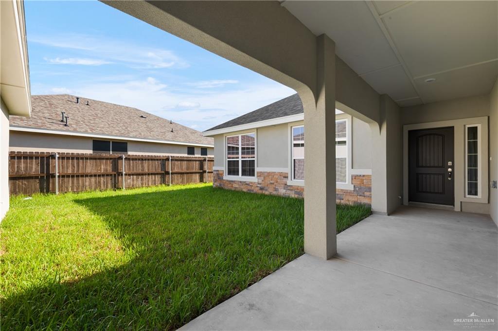 1548 E Silos Avenue, Edinburg, Texas image 3