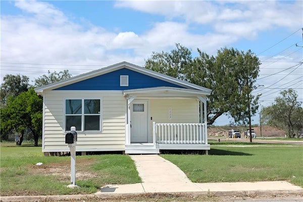 1007 S COLORADO AVE, MERCEDES, TX 78570 - Image aec8cf2d7a45d43966adeeff185e8b81/994597219